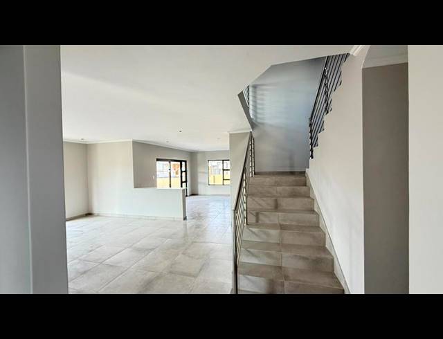 4 BEDROOM HOUSE FOR SALE IN GOLDEN FIELDS ESTATE